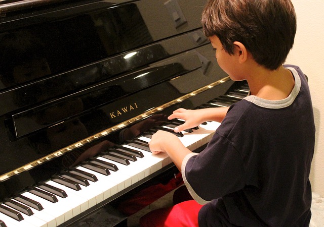 Techniques avancées de piano : du jeu en solo aux concertos